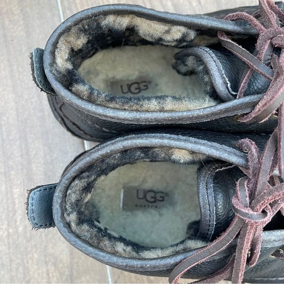 UGG Australia Men’s Leather Ankle Boot Slippers Dark Brown 10 - Picture 4 of 7